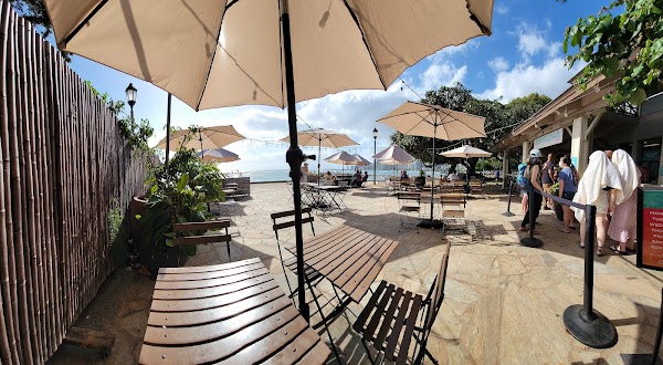 Barefoot Beach Cafe @ Queen’s Surf Beach