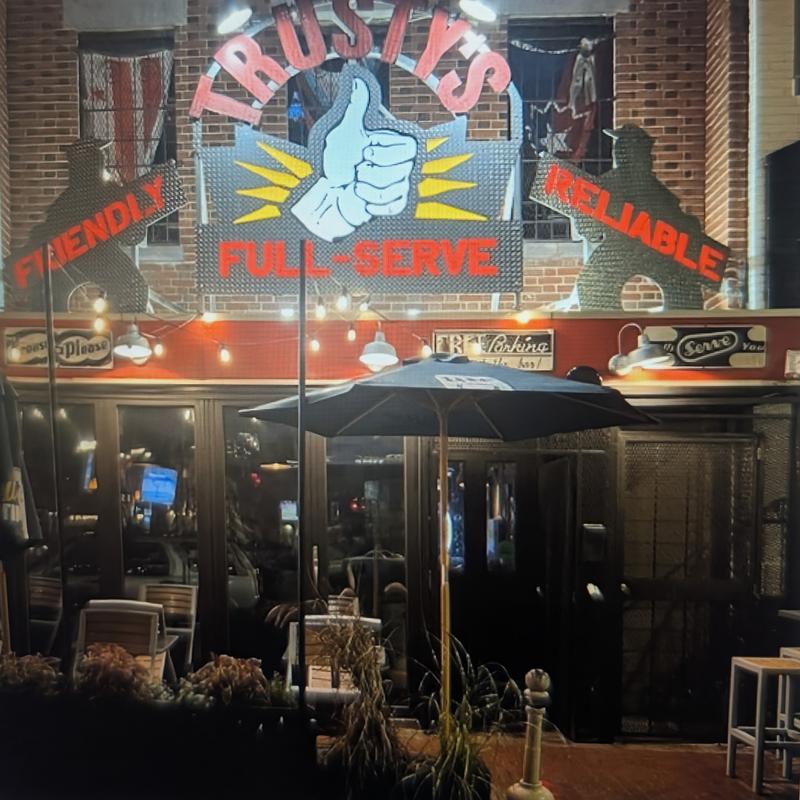 Trusty's Bar