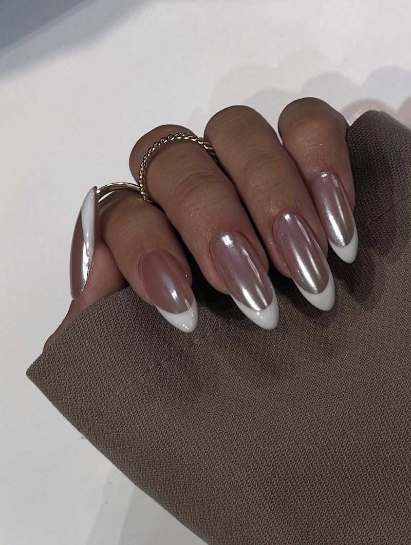 JennPaintt Nail Lounge — DTLA