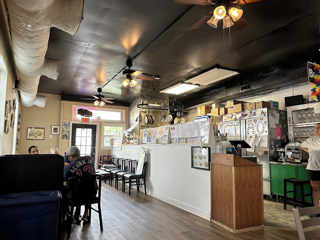 Alfredo's On Folly photo 3