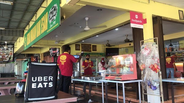 Kedai Makan Kak Esah (Taman Emas) - Photo 1