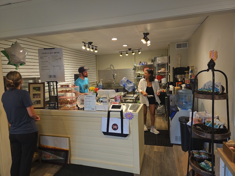 Lem's Cafe photo 4