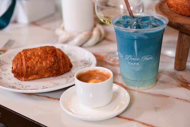 Un Deux Trois Café photo 4