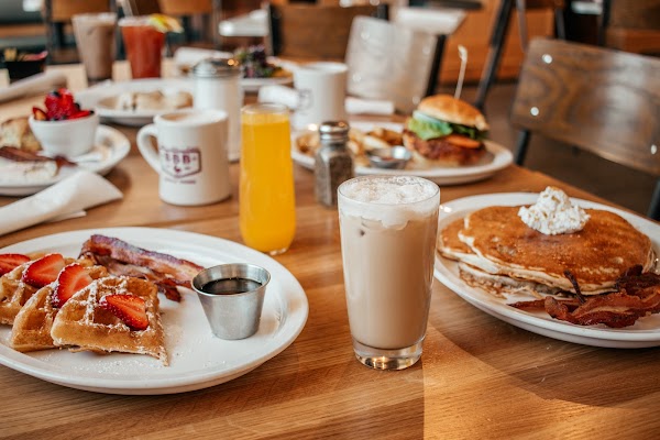 Photo by Big Bad Breakfast - Brownsboro Crossing