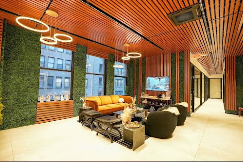 Peak Hair Restoration & Transplant Center- New York City logo