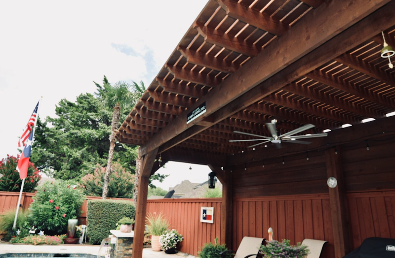 Qualis Roofing & Construction photo 1