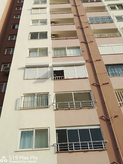 Erdemli Cam Balkon - Temizlik