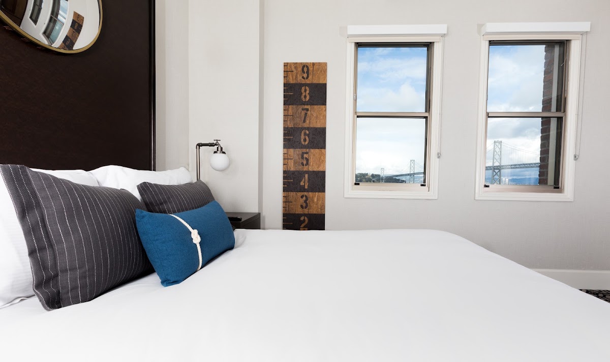 Harbor Court Hotel, dog-friendly hotel