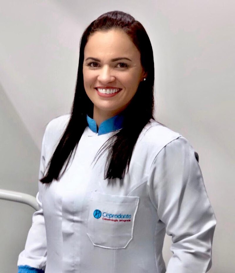 Dentista em Manaus - Dra Sabrina Farias CRO-AM 3935 - foto 5