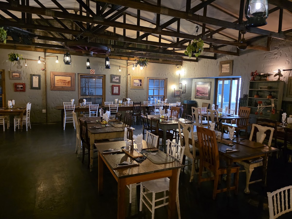 Searles Village restaurant and pub — photo 3