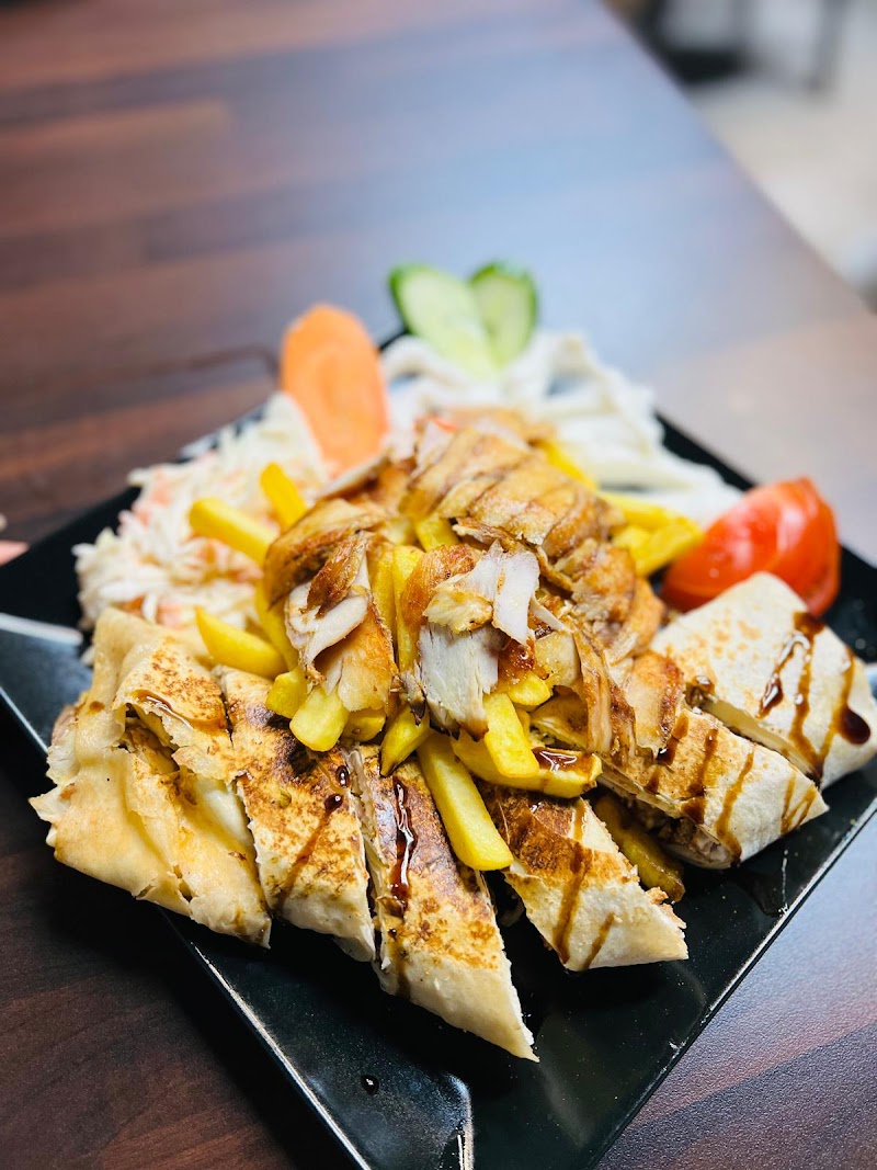 Restaurant und Snack Al Zaeem photo 2