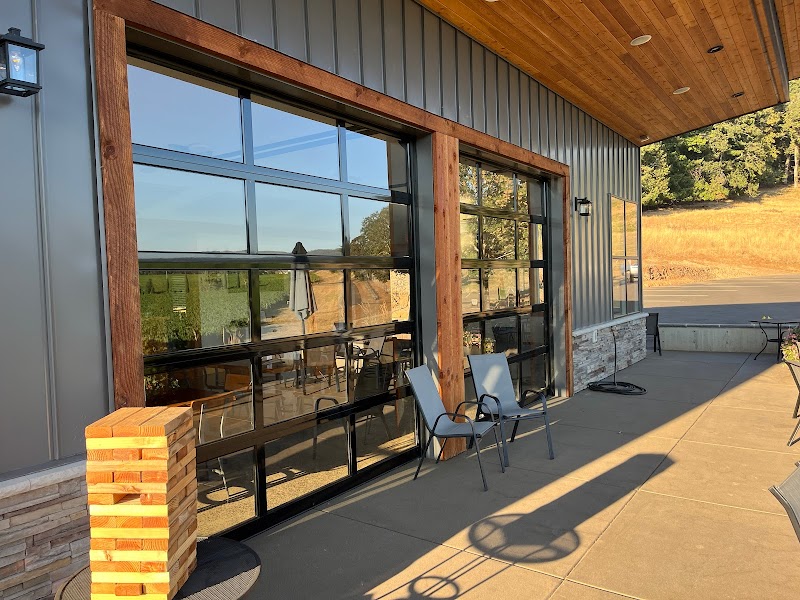 Paradis Vineyards photo 2