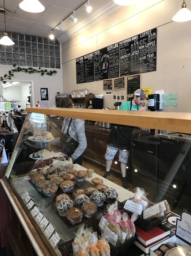 Bestsellers Books and Coffee Co. photo 3