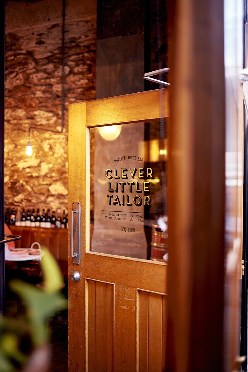 Clever Little Tailor