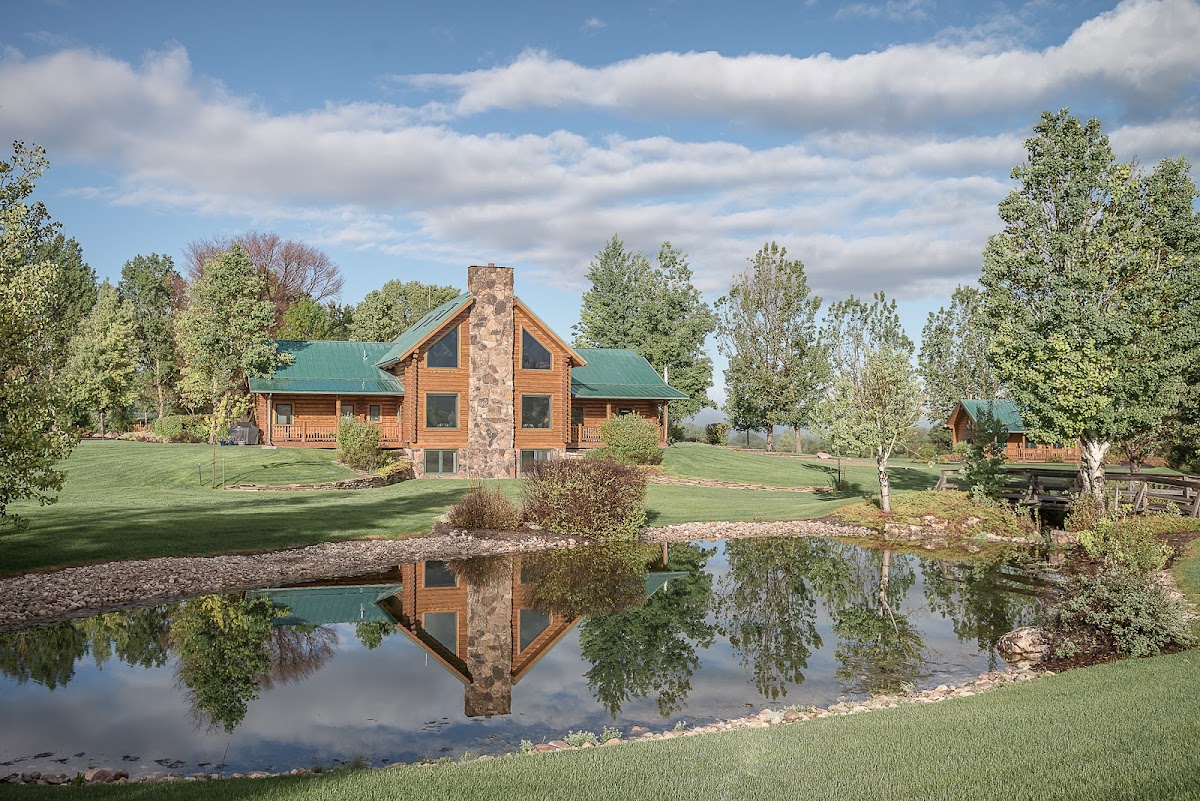 The Hideout Lodge & Guest Ranch
