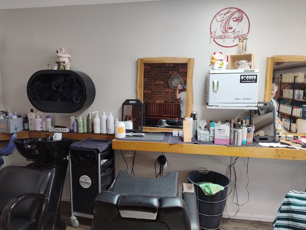 Rhondas Barber Yolanda drive Annandale photo 1