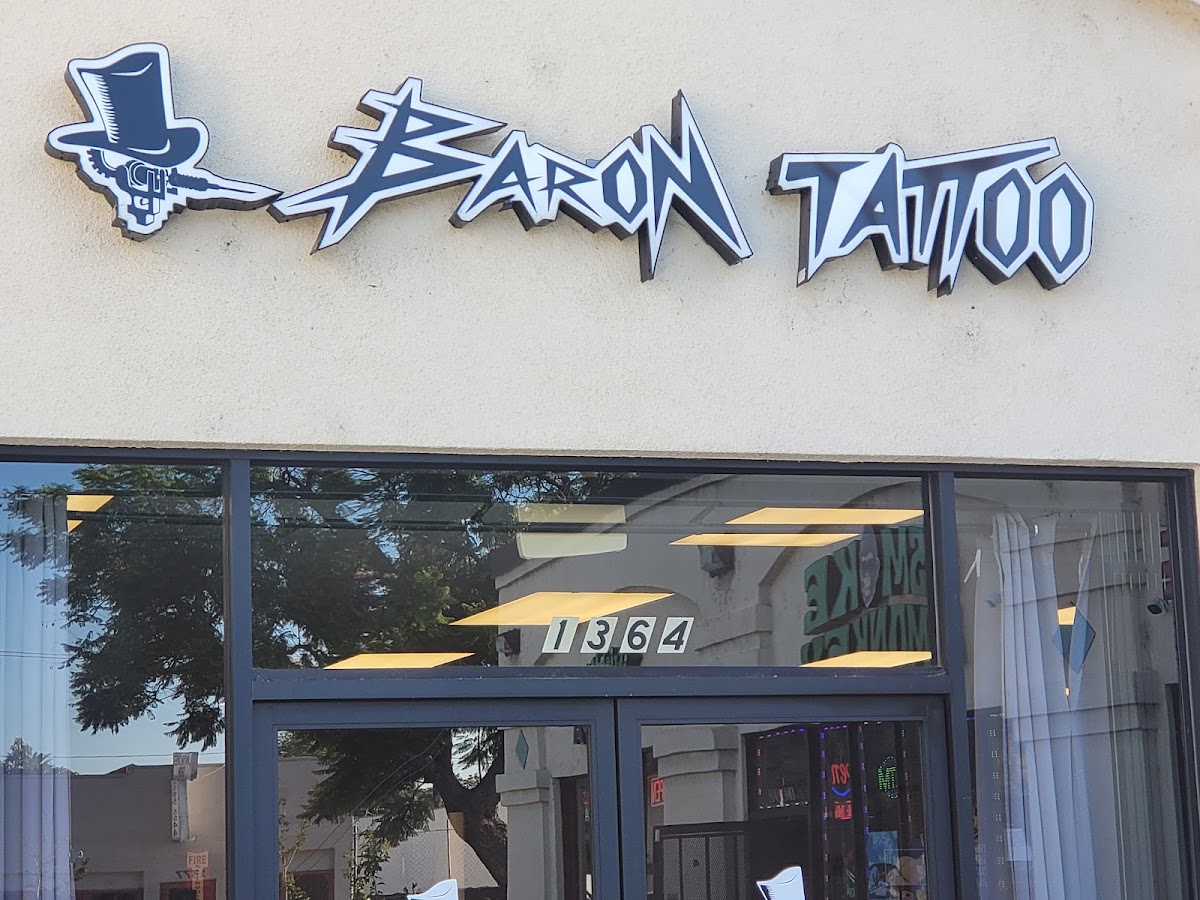 Baron Art Tattoo & Piercing Studio tattoo work — photo 2