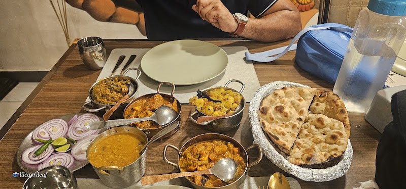 CHOLAS AUTHENTIC INDIAN RESTURANT photo 5