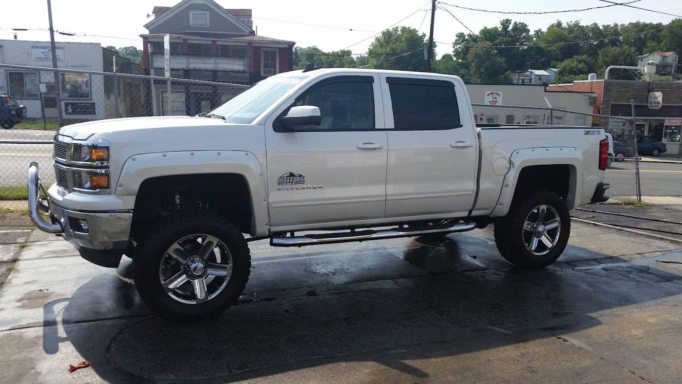 Midtown Motors Carwash and Detailing Services at work