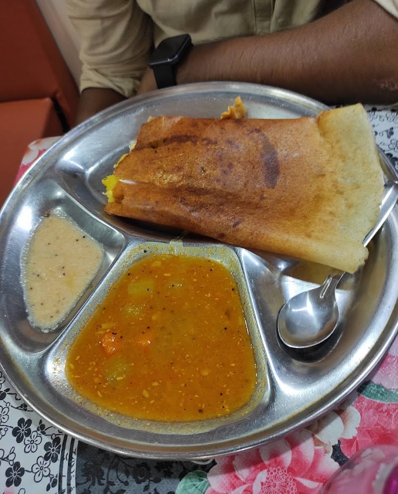 YES Restaurant photo 4