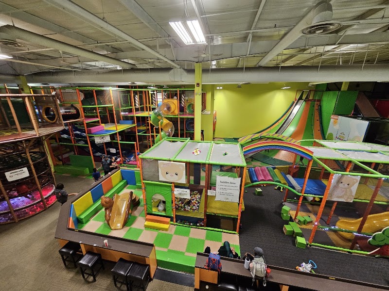 Hide N Seek Indoor Playground & Cafe photo 1