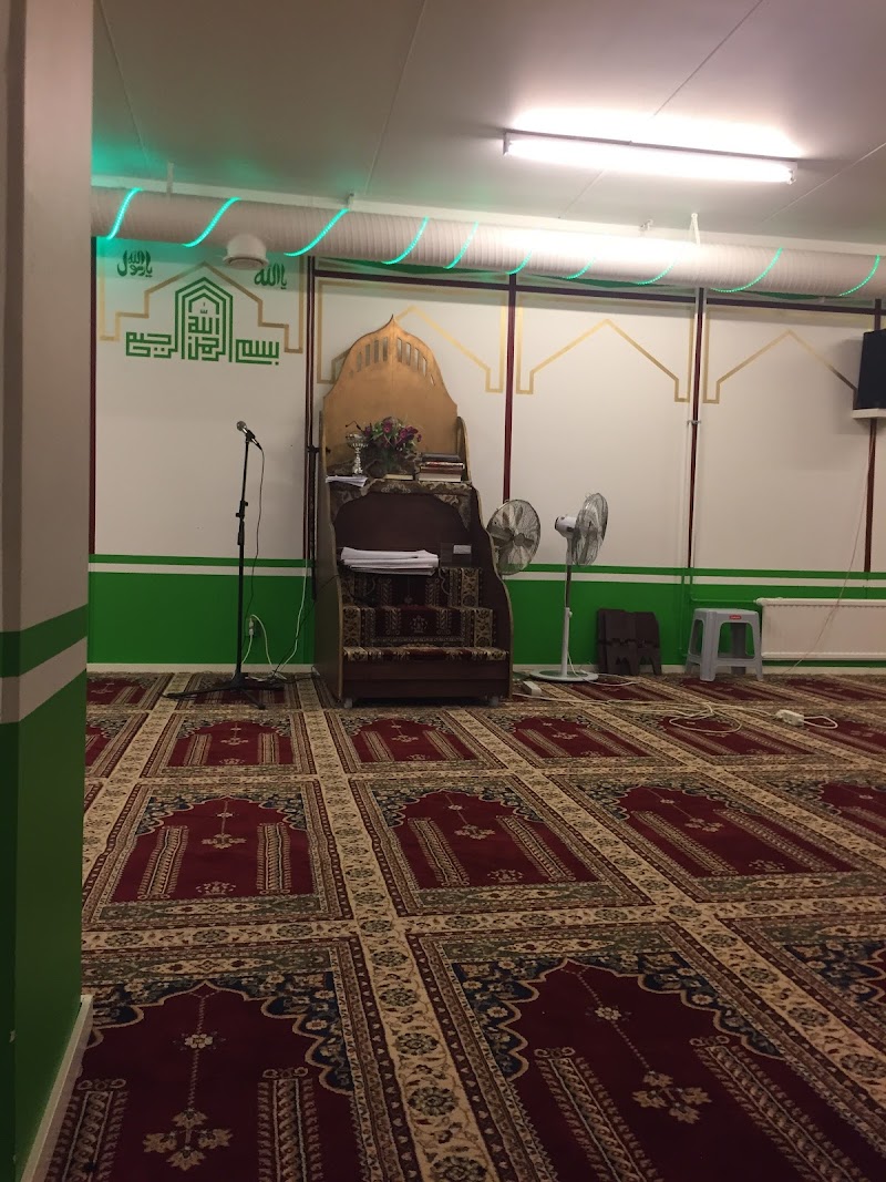 Madina Moskeija / Masjid photo 4