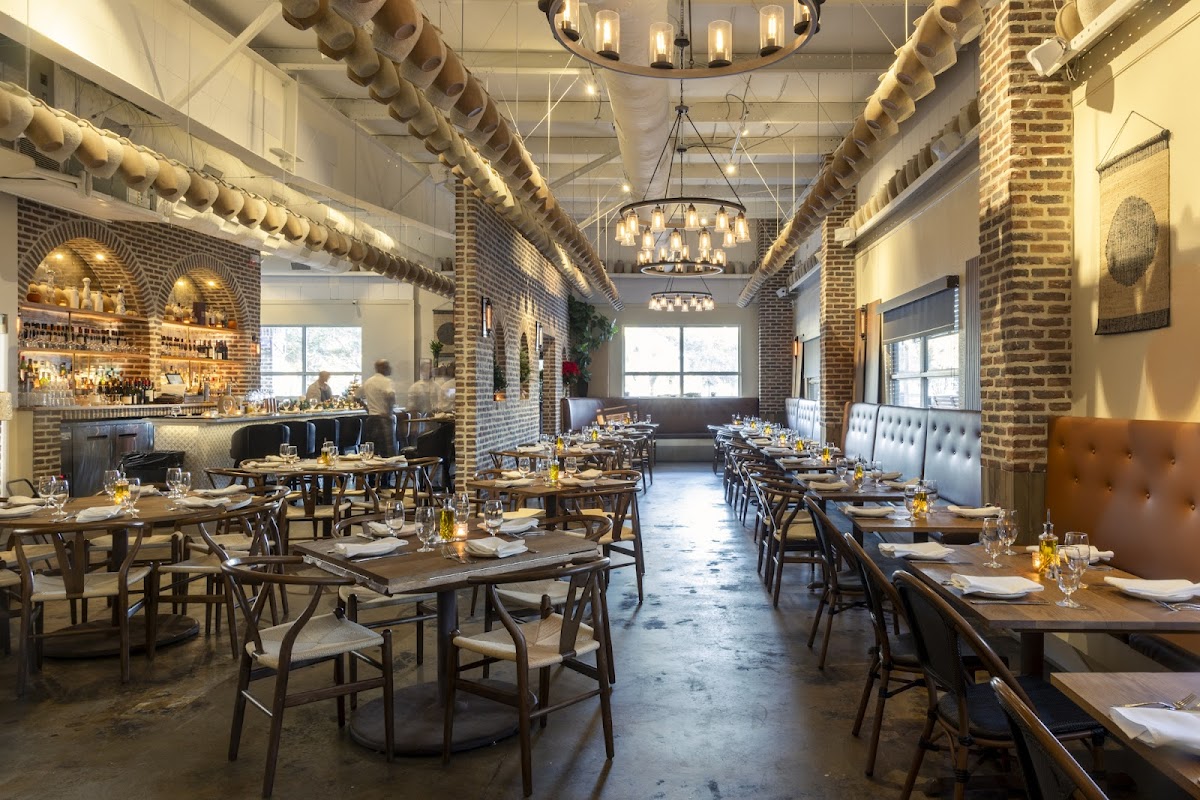 Taverna Philosophia: Aegean Brasserie