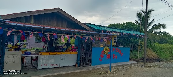 Pisang goreng Pak Din Jalan Tenggayun - Photo 1