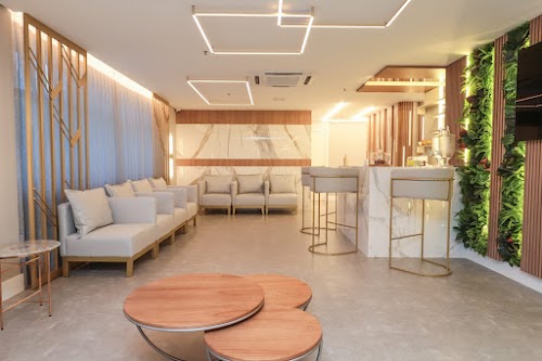 Pineapple Hair Brasil logo