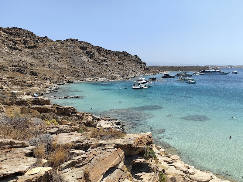 Παραλία Περικοπετρα-Perikopetra Beach