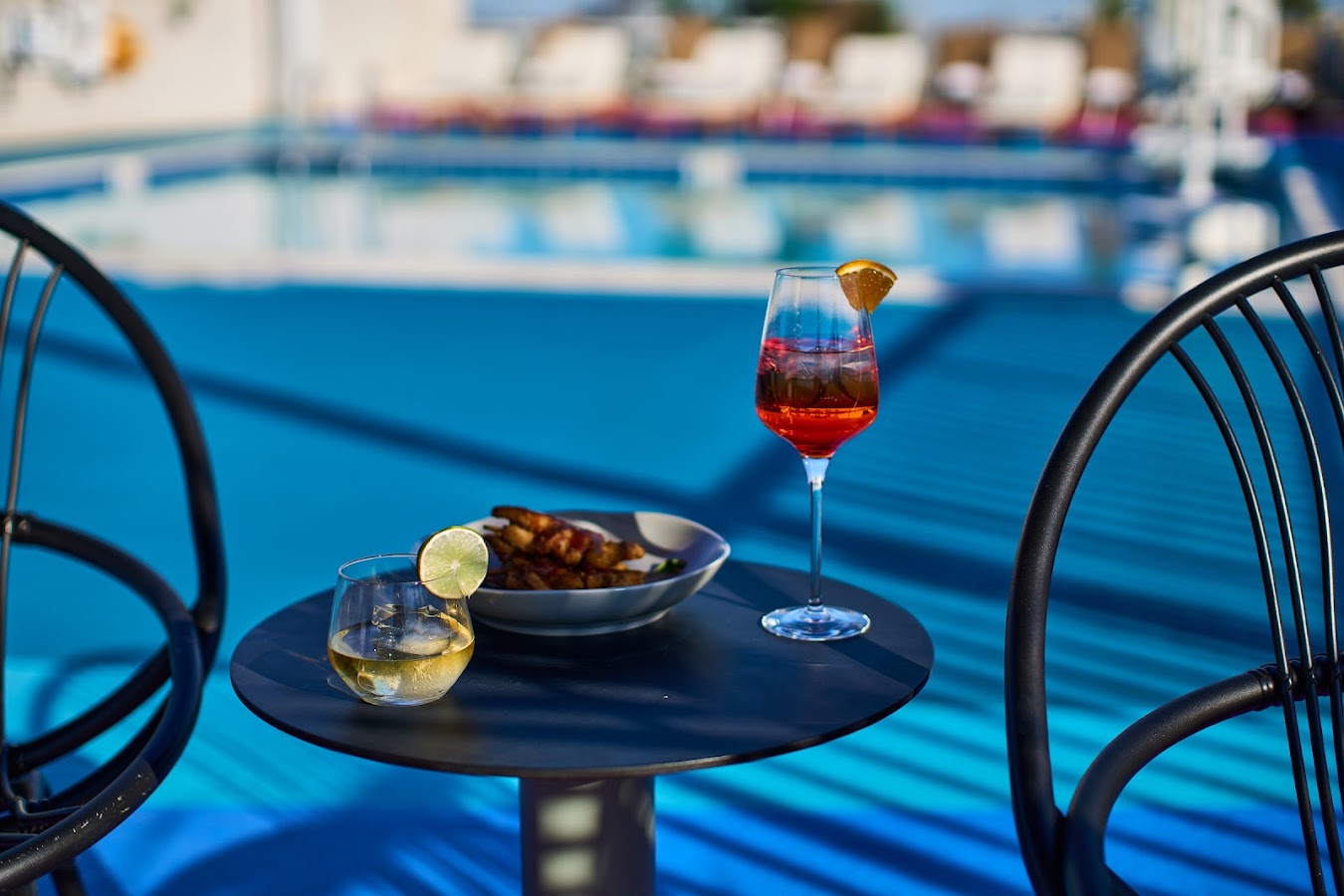 Tag Rooftop Bar at The Ven at Embassy Row — photo 2