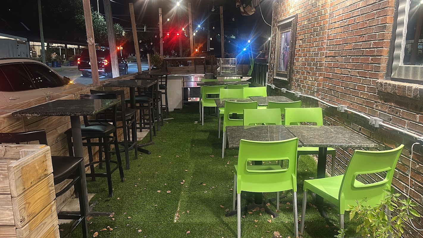 Mango Tree Thai Cafe