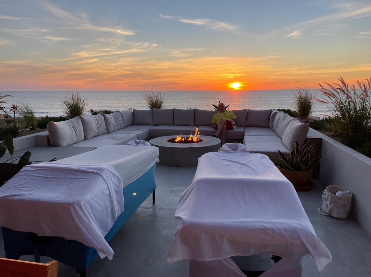 Topia Boutique Retreat Center — 4