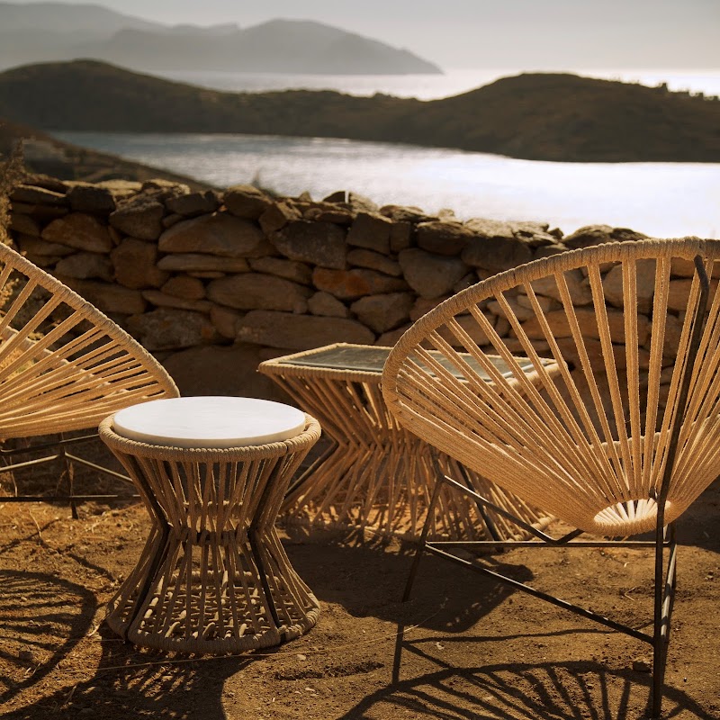 GARDEN OF IOS Sunset Bar and Restaurant