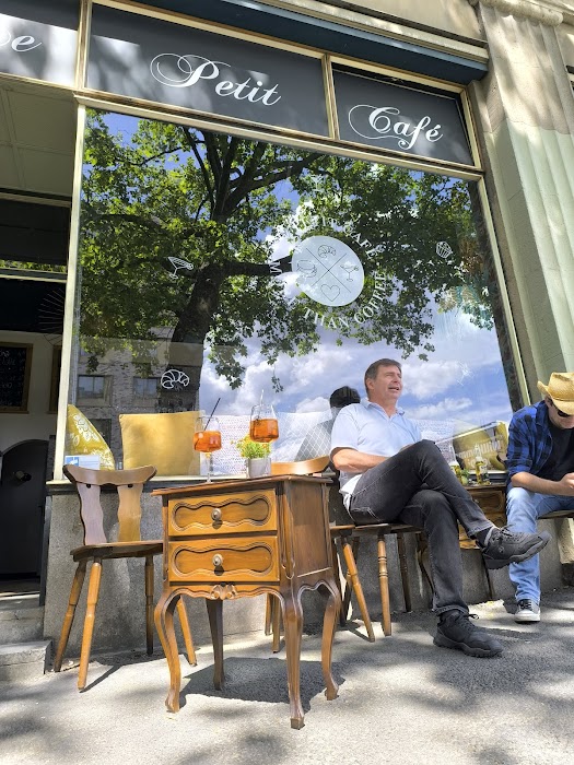 Le Petit Café Ost fotoğraf 1