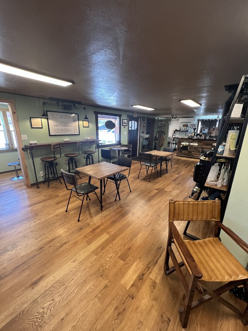 Off the Rails photo 4