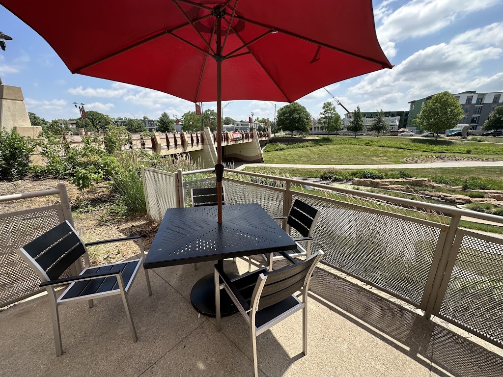 The Hub Cafe