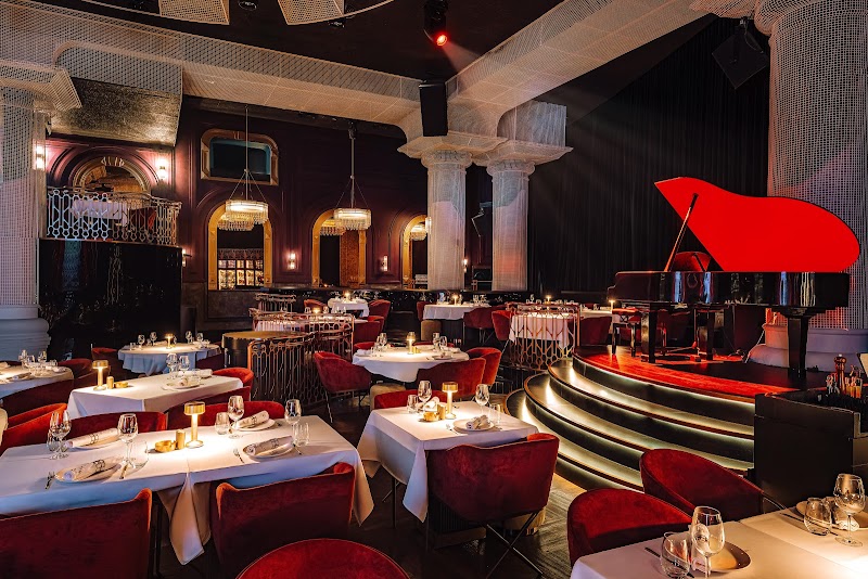 DREAM Dinner Show Dubai photo 6