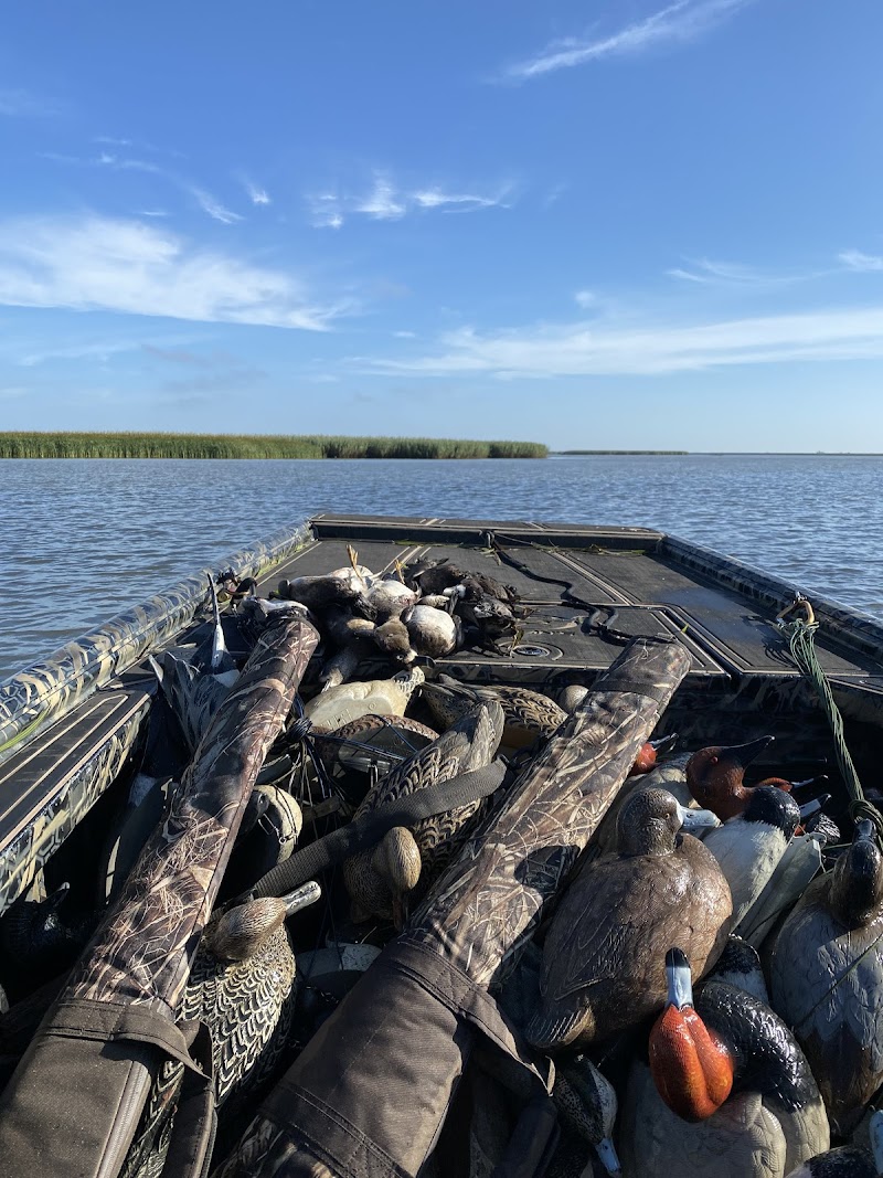 Limitless Waterfowl Outfitters - Photo 1