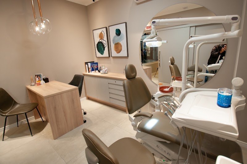Kalil & Klinkowski Odontologia (Dr. Luciano Klinkowski) - foto 5