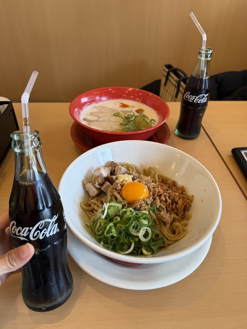 麺道しゅはり 三宮センタープラザ店 写真4