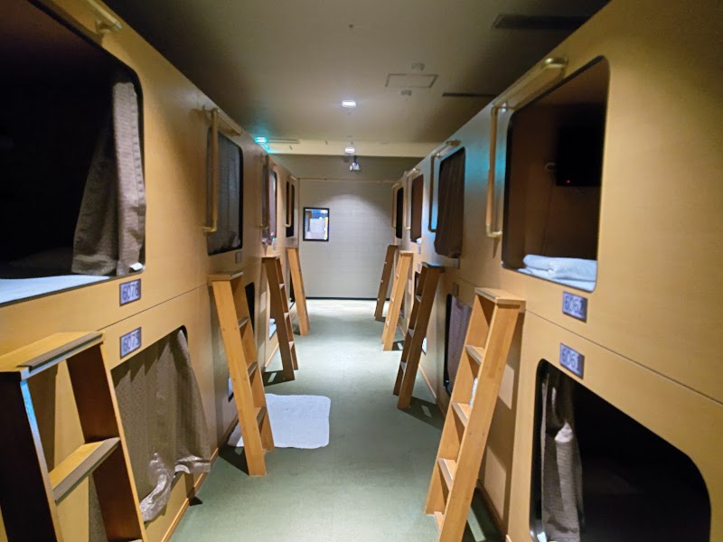 ニコーサウナリフレ 事務所 2