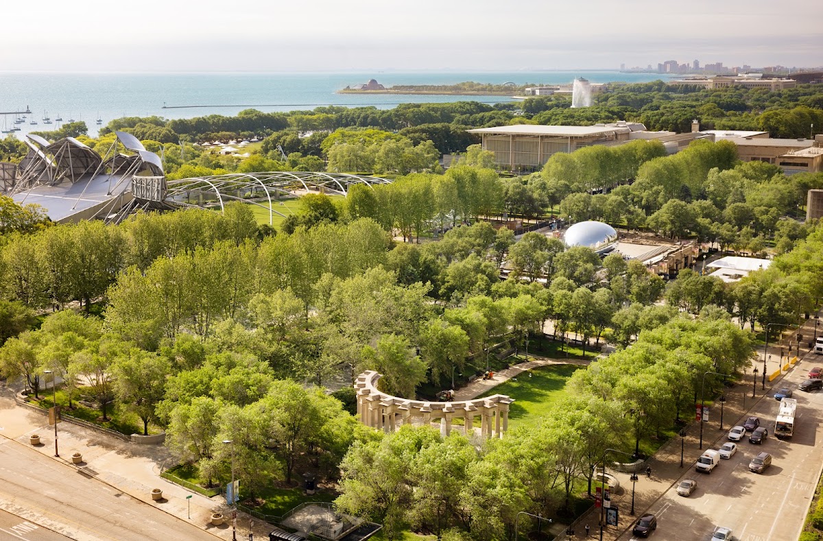 Best Pet-Friendly Hotels in Chicago, United States
