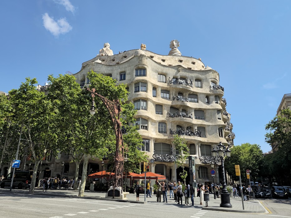 La Pedrera - Casa Milà fotoğraf 1