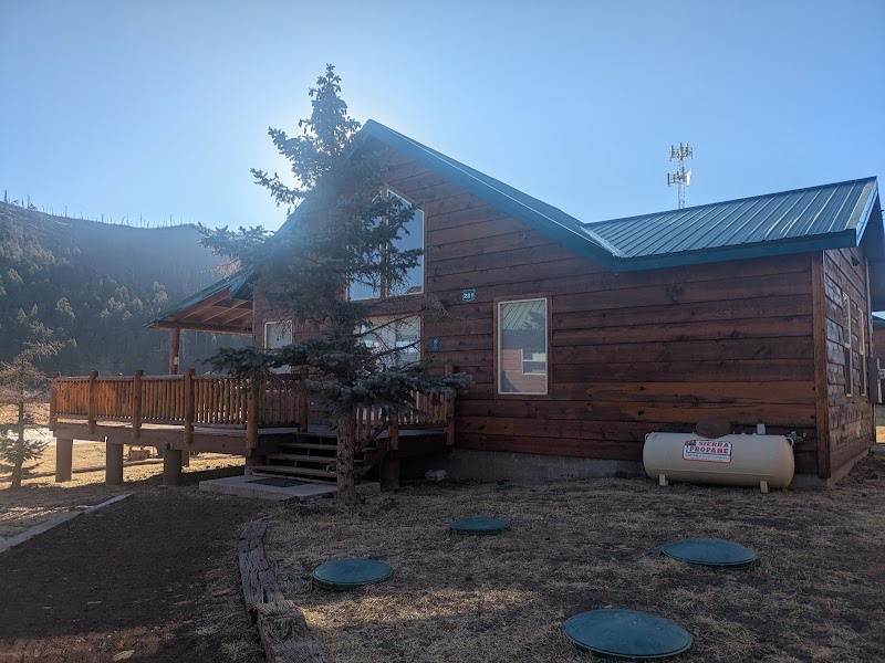 Greer Lodge Resort & Cabins - Photo 3