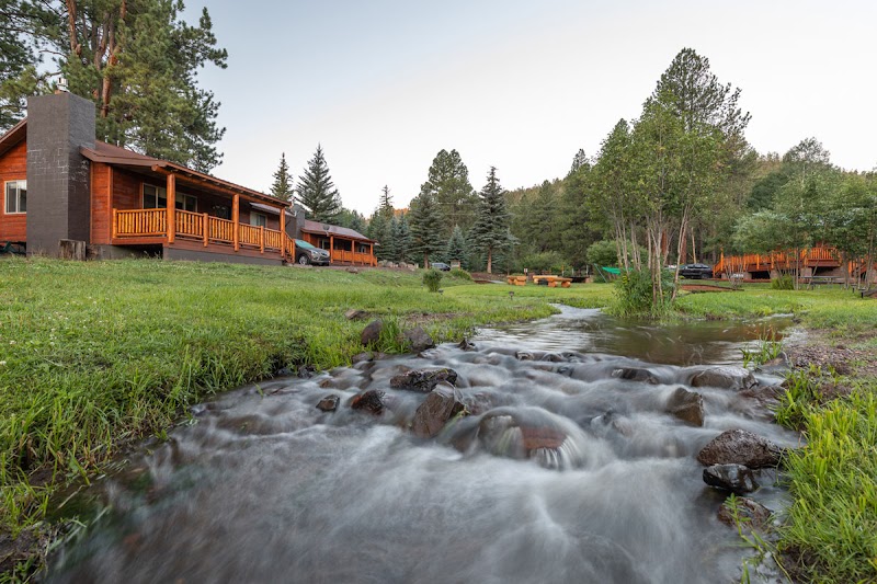 Greer Lodge Resort & Cabins - Photo 1