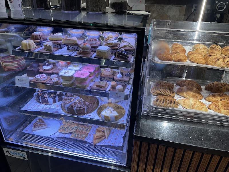 Qahwah House Coffee - Astoria Queens photo 4