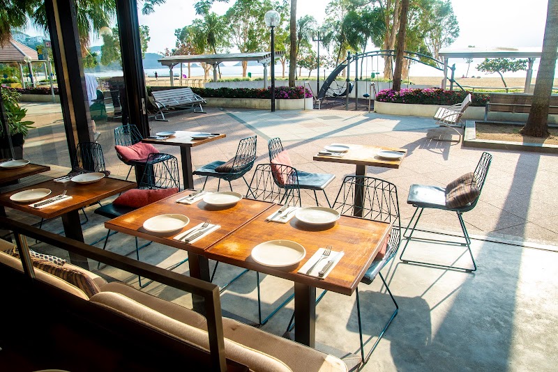 Amalfitana Repulse Bay