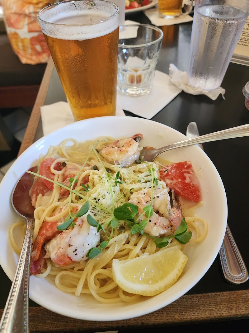 Cafe Pesto Hilo Bay photo 3