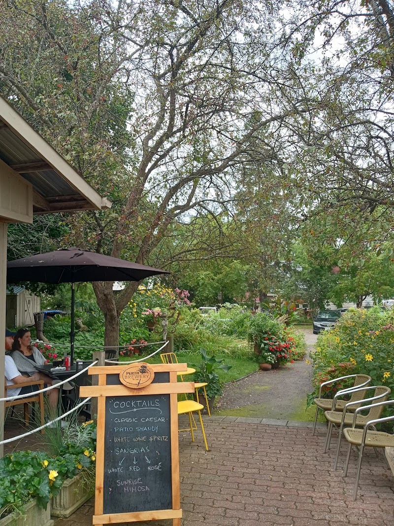 Yellow Canoe Cafe photo 4